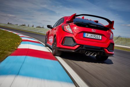 a-honda-civic-type-r-t-valasztotta--az-ev-autojanak-a-bbc-topgea-profil.jpg