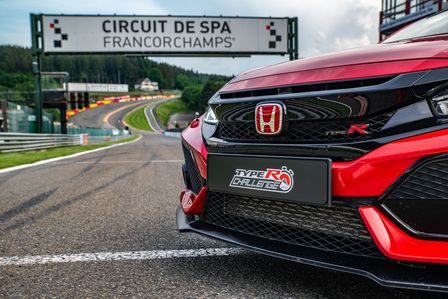 az-eau-rouge-hoz-ert-a-2018-as-type-r-challenge-profil.jpg